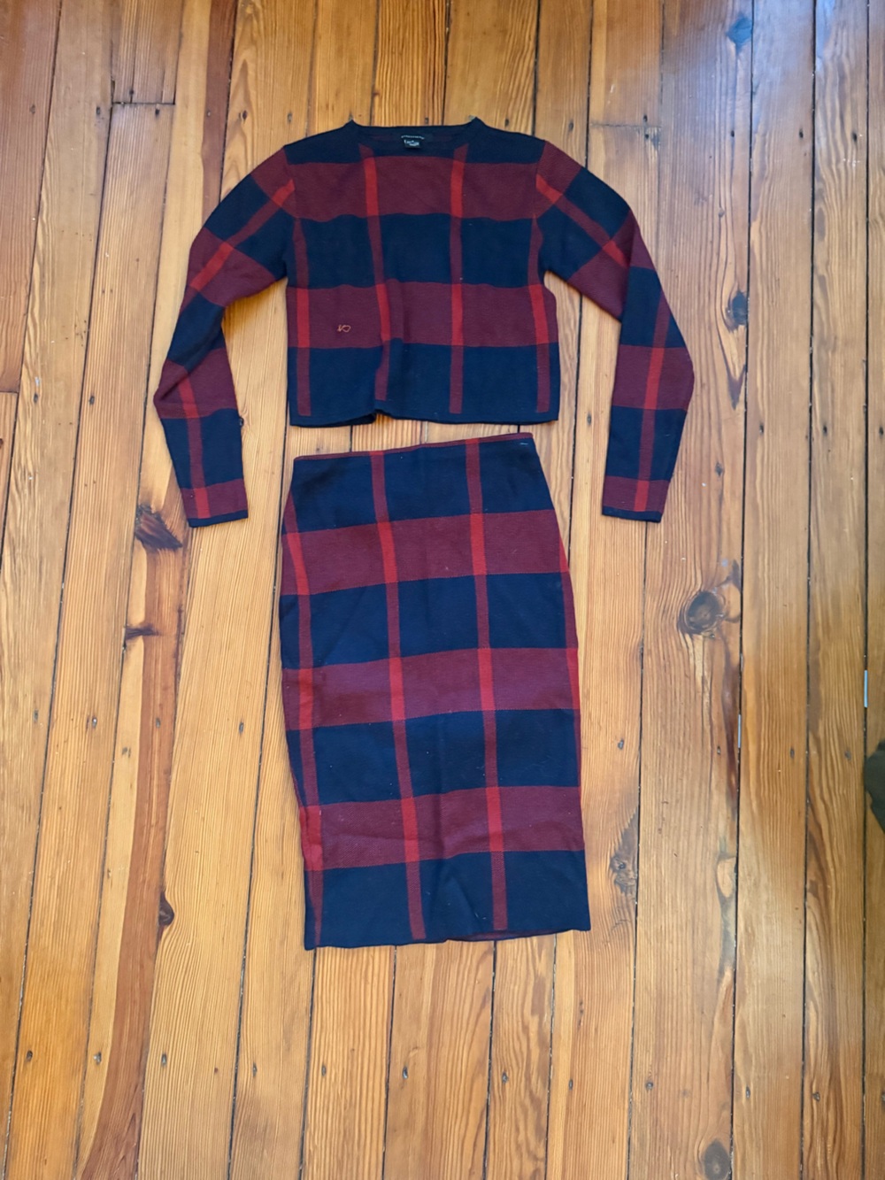 Atmosphere Red Navy Plaid Knit Crop Top Midi Skirt 2 Piece Set S